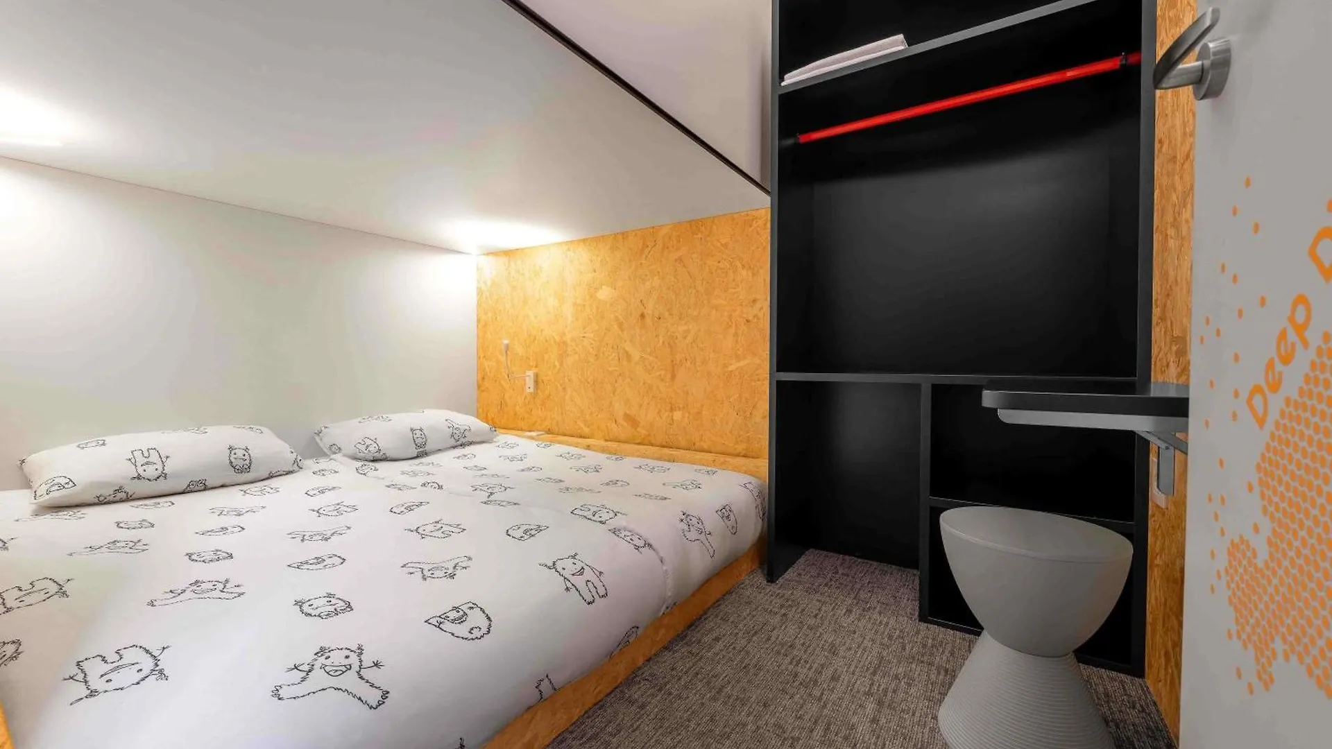 Hostel Ibis Styles Ljubljana The Fuzzy Log